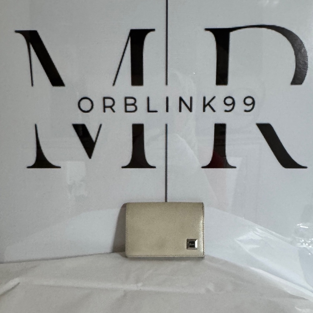 Gucci, Small Wallet, Authentic White Color ￼